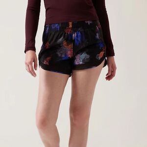 Athleta XS Printed Mesh Racer Run Lined 4” Black Floral Shorts EUC